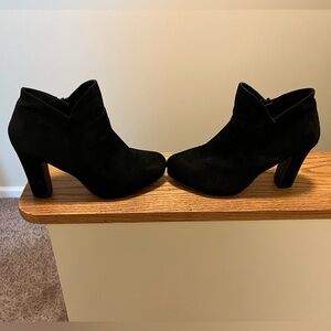 Allegra K black booties